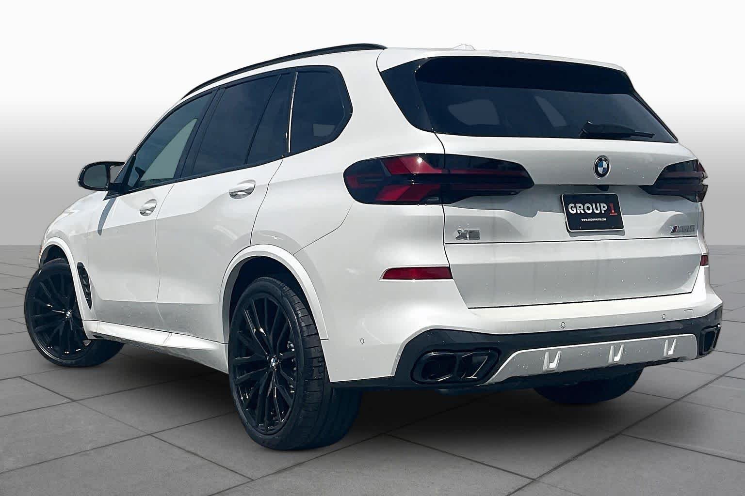 2026 BMW X5 M60i - Photo 12