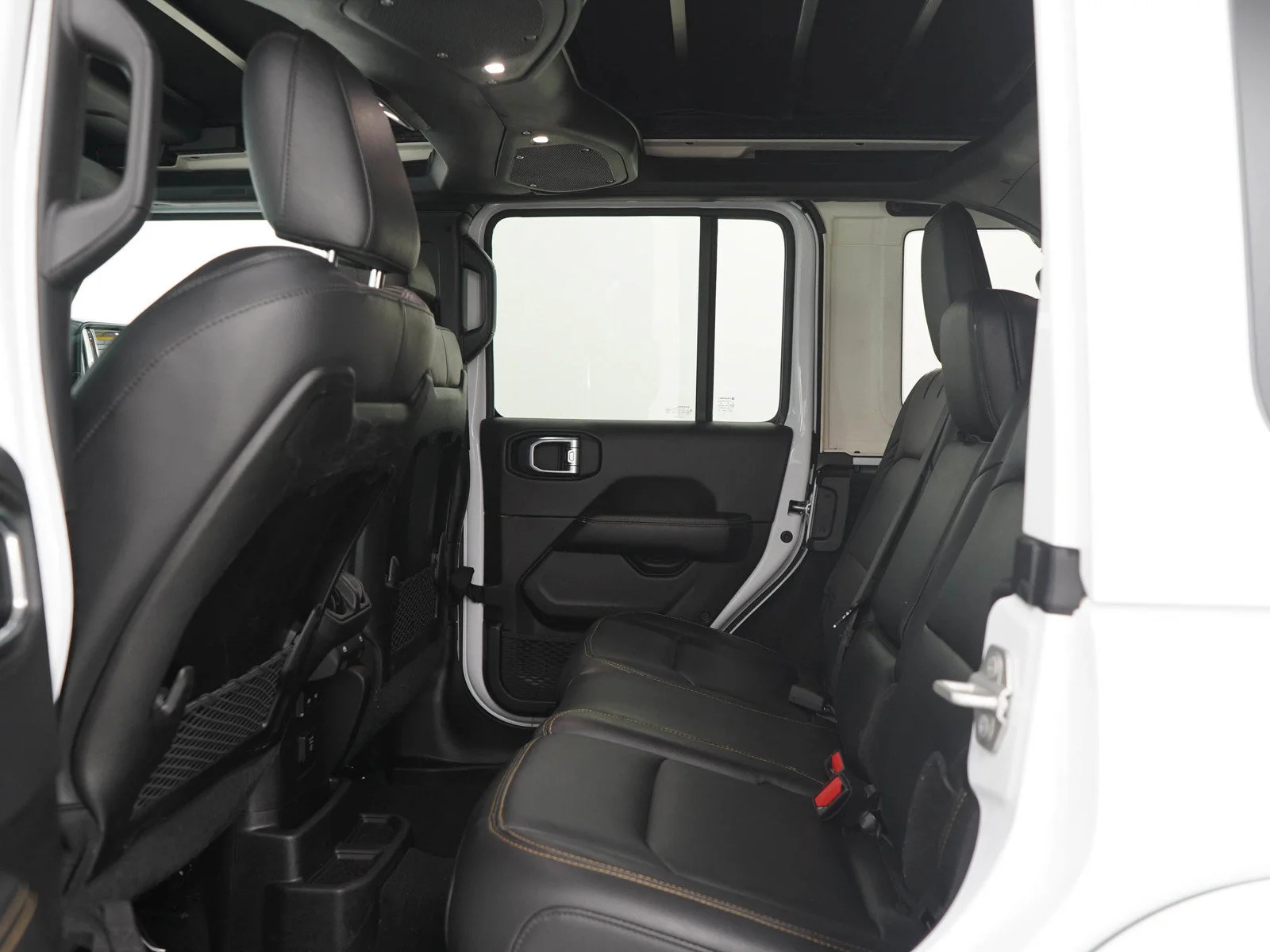Used 2024 Bright White Clearcoat Jeep Sahara image 14