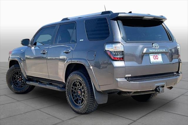 Certified Used 2022 MAGNETIC GRAY MET. Toyota  image 11