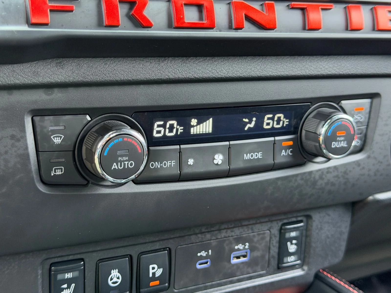 Used 2025 Black Nissan PRO-4X image 22