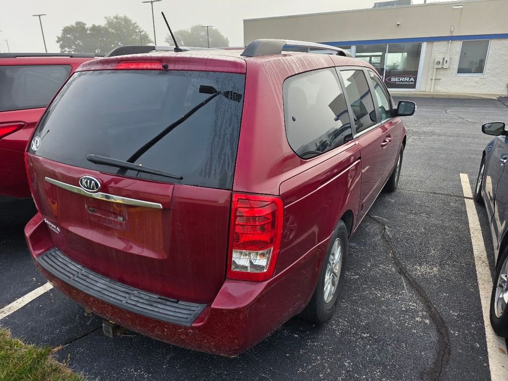 Used 2012 Claret Red Kia LX image 4