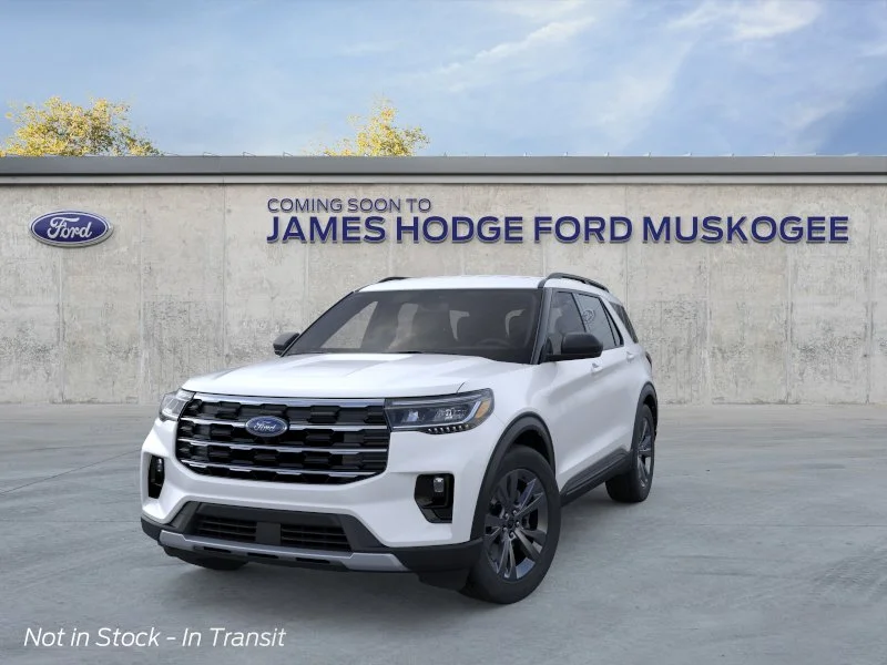 New 2026 Star White Metallic Tri-Coat Ford Active image 2