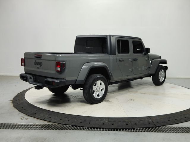 Used 2022 Gray Jeep Sport image 8