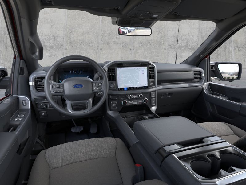 2025 Ford F-150 XLT - Photo 31