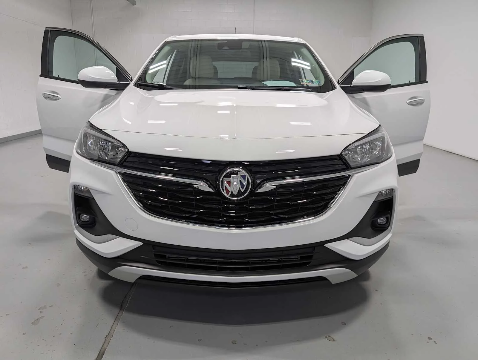 Used 2023 Summit White Buick Preferred image 15