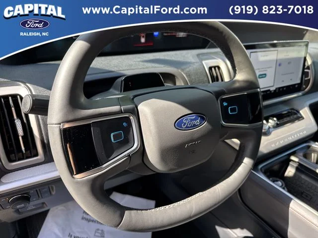 Used 2025 White Ford Active image 25