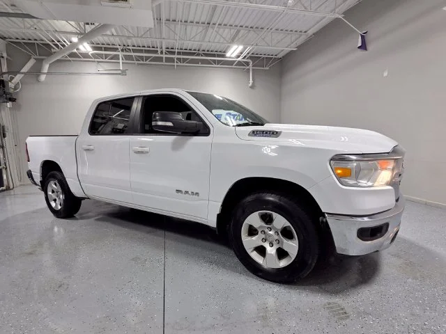 Used 2022 White Ram Big Horn/Lone Star image 13