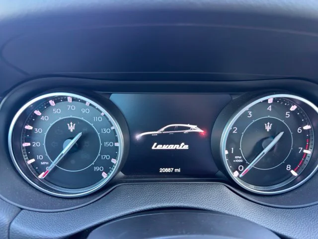 Used 2023 Blue Maserati Modena image 11