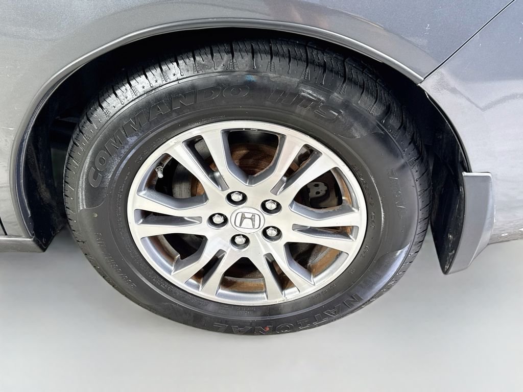 Used 2012 Polished Metal Metallic Honda EX-L image 33