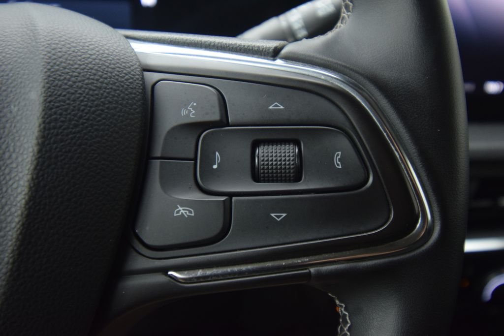 Used 2024 Cinnabar Metallic Buick Preferred image 34