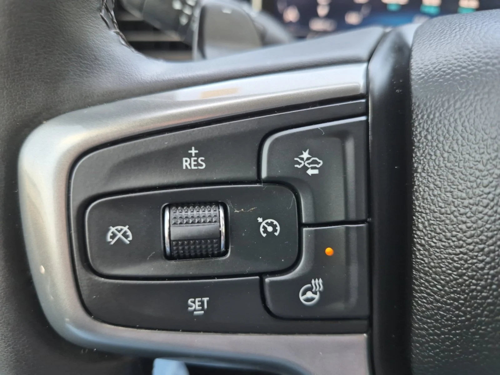 Used 2025 Sterling Gray Metallic Chevrolet LT Trail Boss image 25