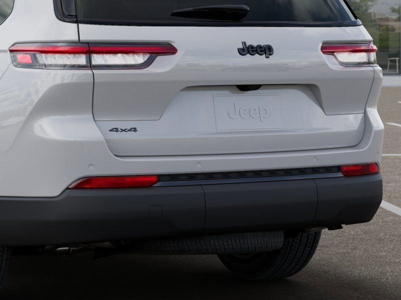 2025 Jeep Grand Cherokee L Altitude - Photo 13