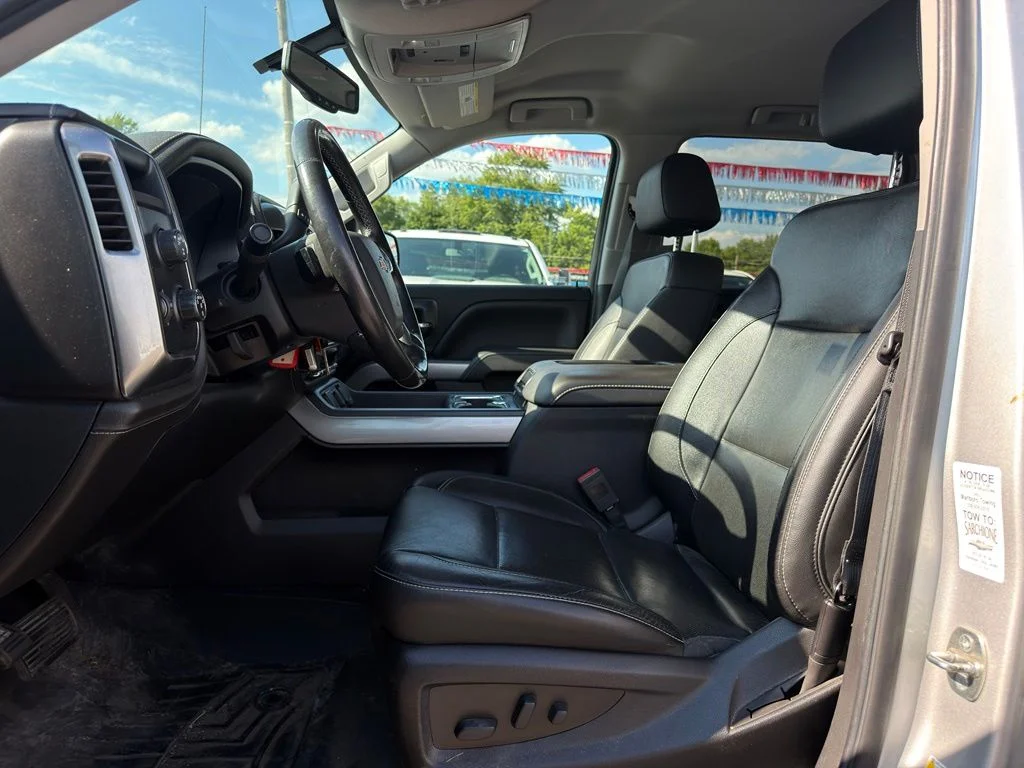 Used 2018 Silver Chevrolet LTZ image 2