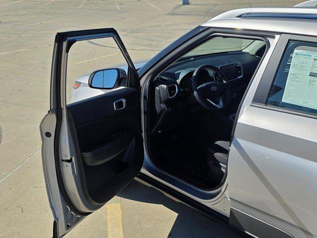 New 2026 Silver Hyundai SEL image 40
