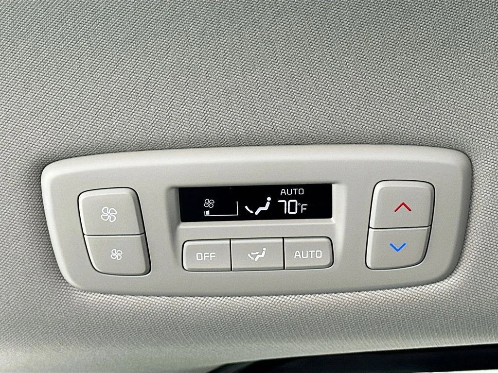 New 2026 Deep Chroma Blue Kia LXS image 23