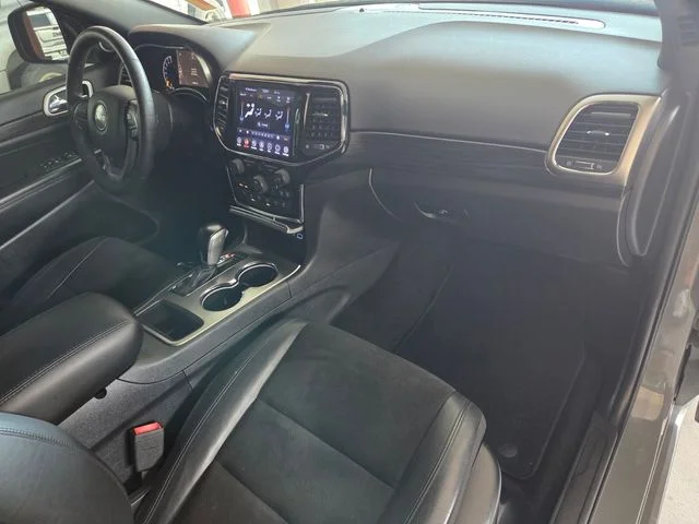 Certified Used 2020 Gray Jeep Altitude image 15