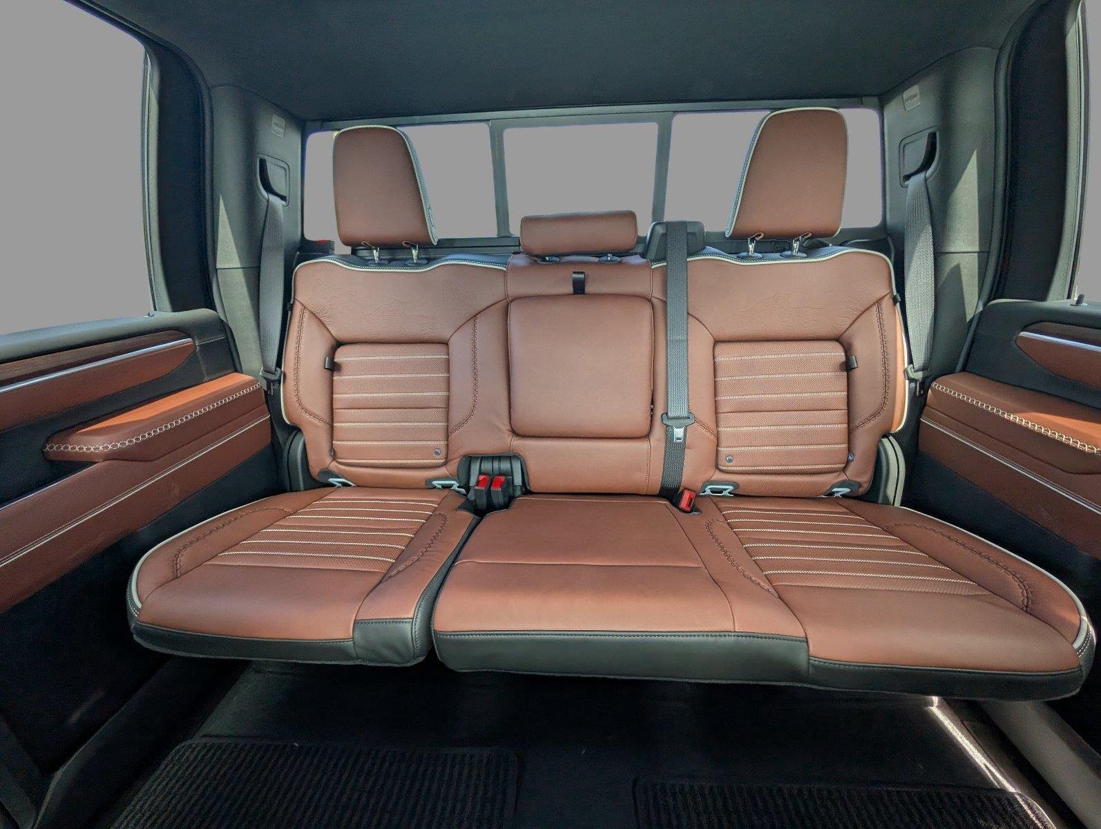 New 2026 Glacier White Tricoat GMC Denali Ultimate image 12