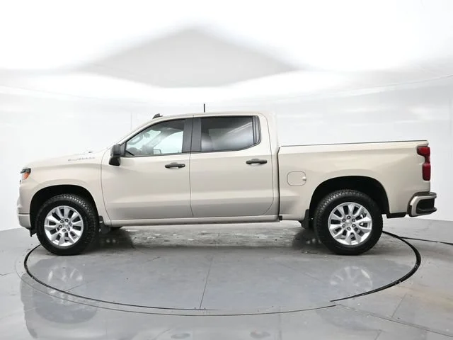 Used 2026 White Sands Chevrolet Custom image 4