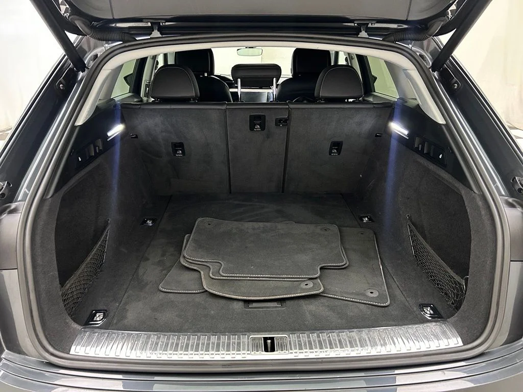 Used 2019 Gray Audi Premium Plus image 9