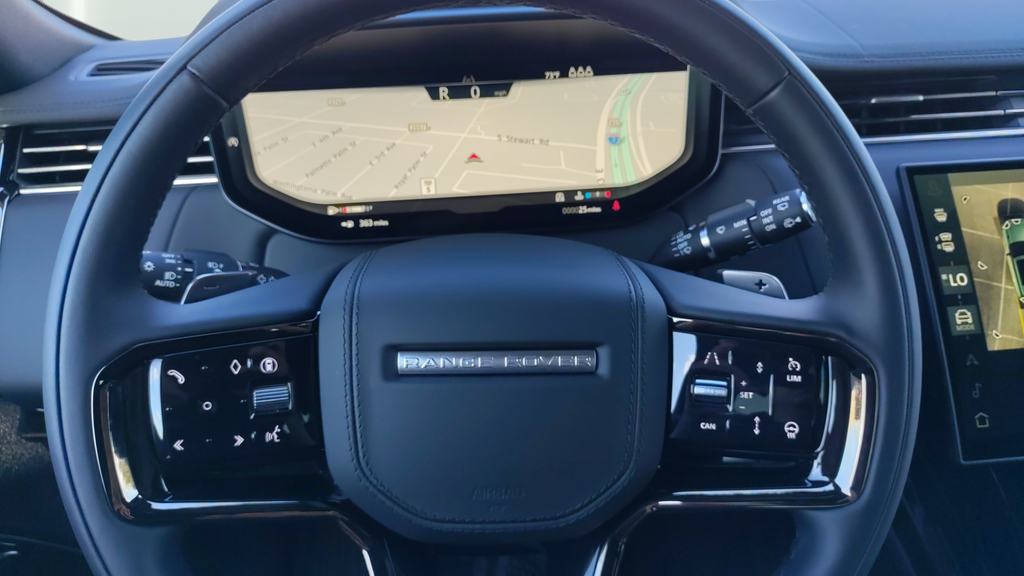 New 2026 Fuji White Land Rover Dynamic SE image 23