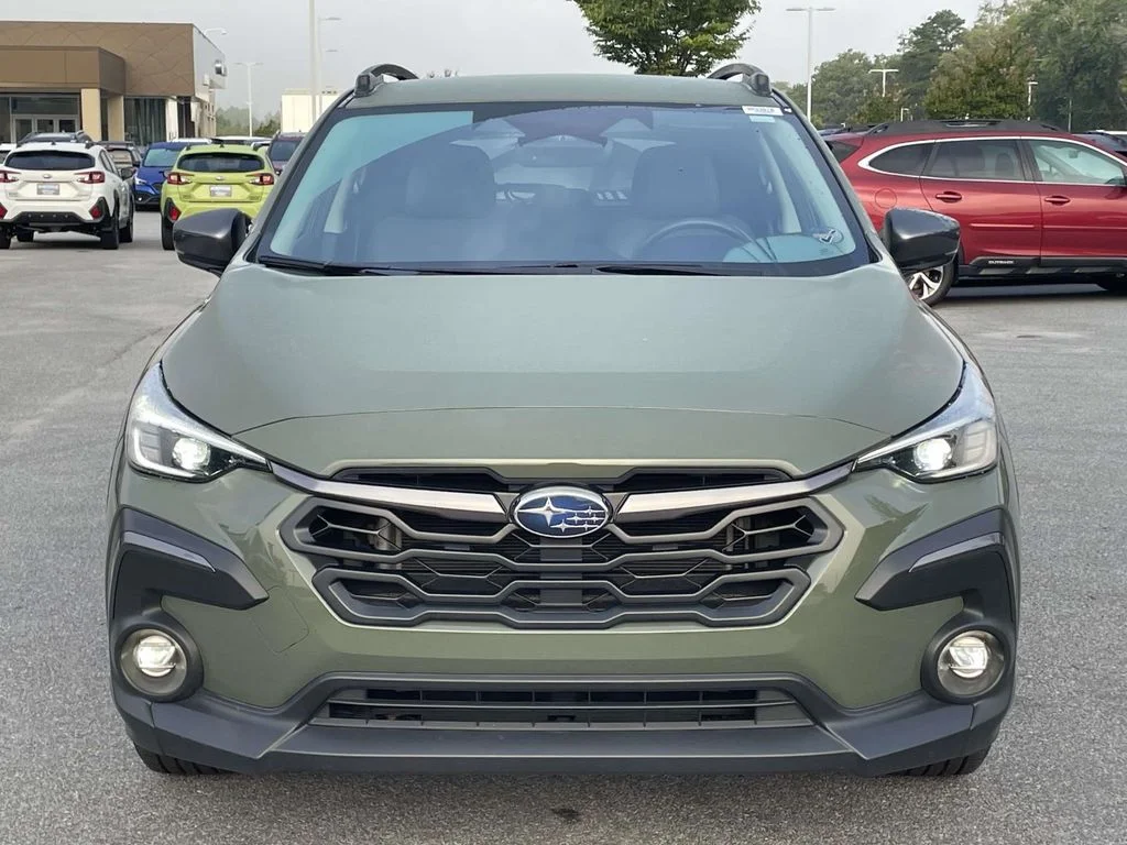 Used 2024 Alpine Green Subaru Limited image 22