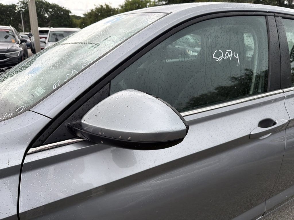 3VW5M7BU3RM025968