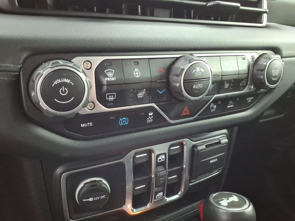 Used 2024 Green Jeep High Altitude 4xe image 20