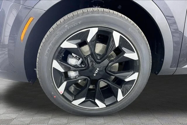 New 2026 Gray Kia EX image 13