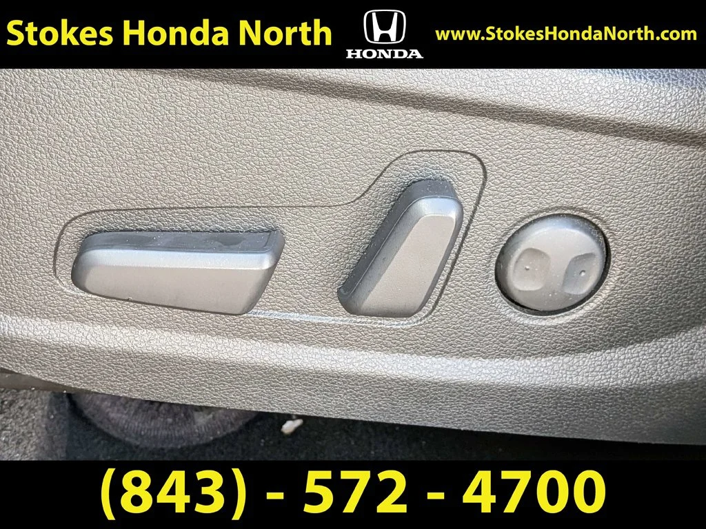 Used 2022 Gray Hyundai XRT image 22
