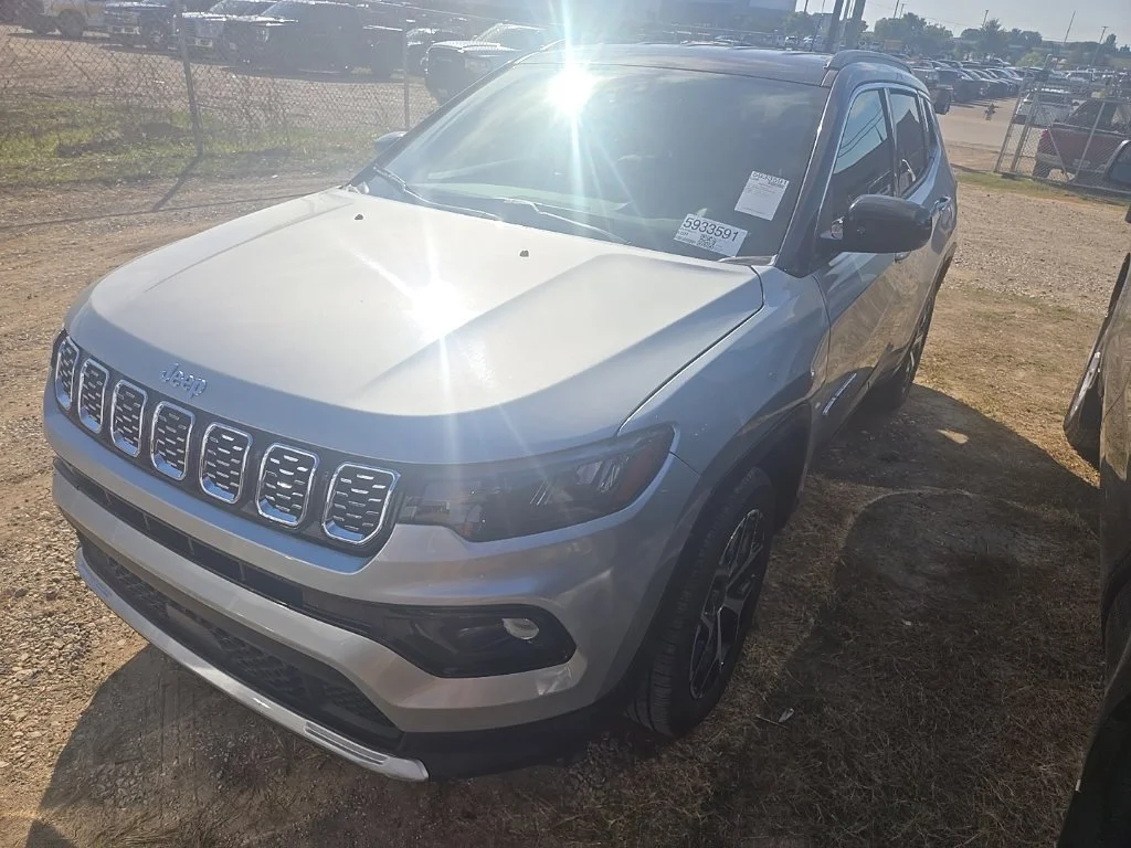 Certified Used 2025 Silver Jeep Limited image 1