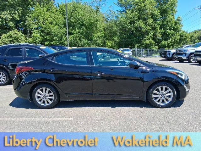 Used 2016  Hyundai SE image 9