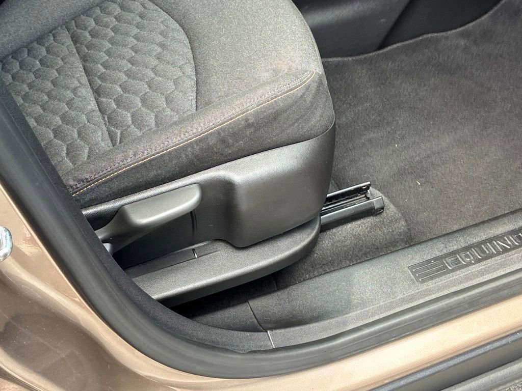 Used 2018 SANDY RIDGE METALLIC Chevrolet LT image 38