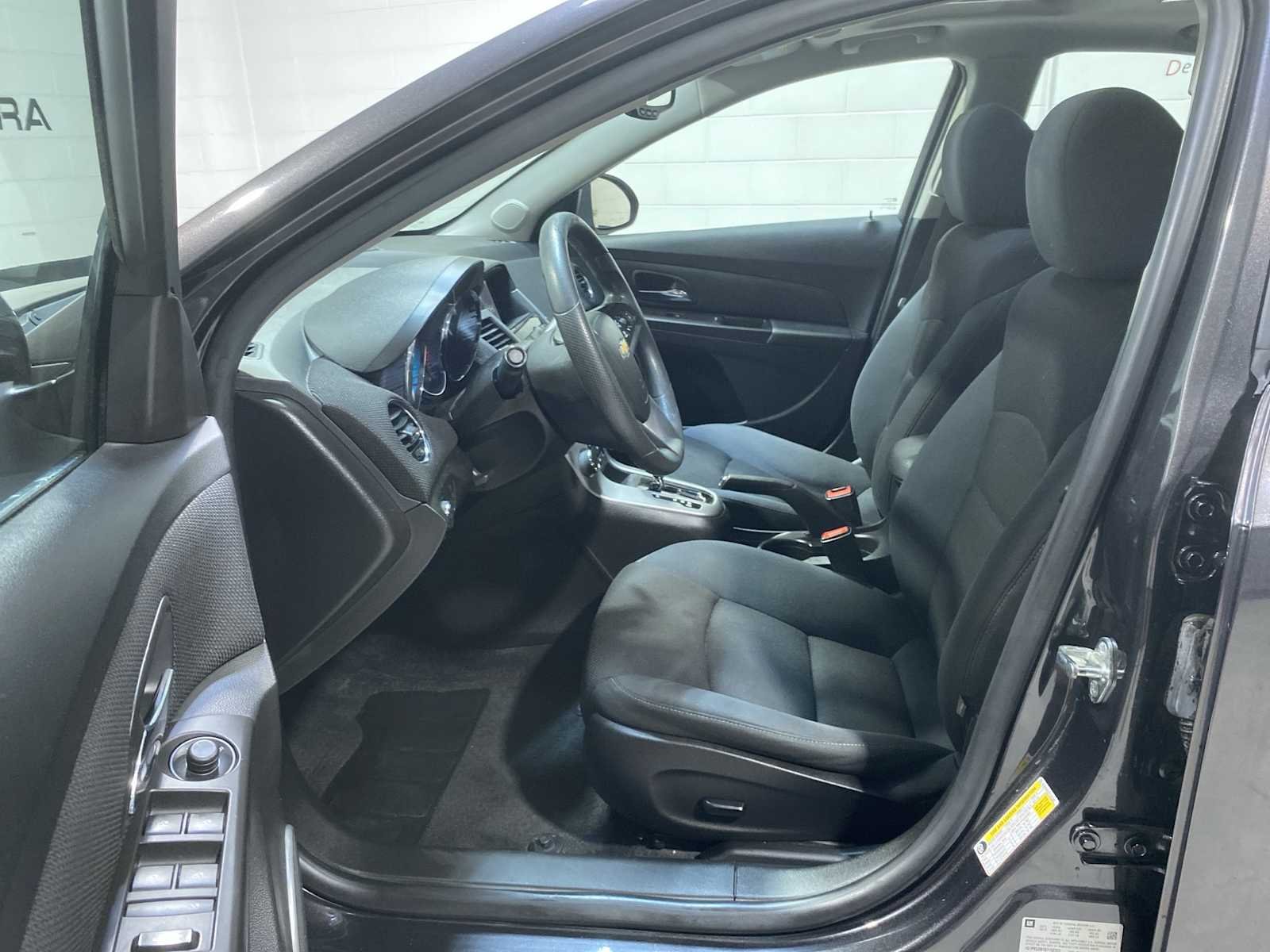 Used 2016 Chevrolet Cruze Limited 1LT with VIN 1G1PE5SB7G7102353 for sale in Verona, NJ