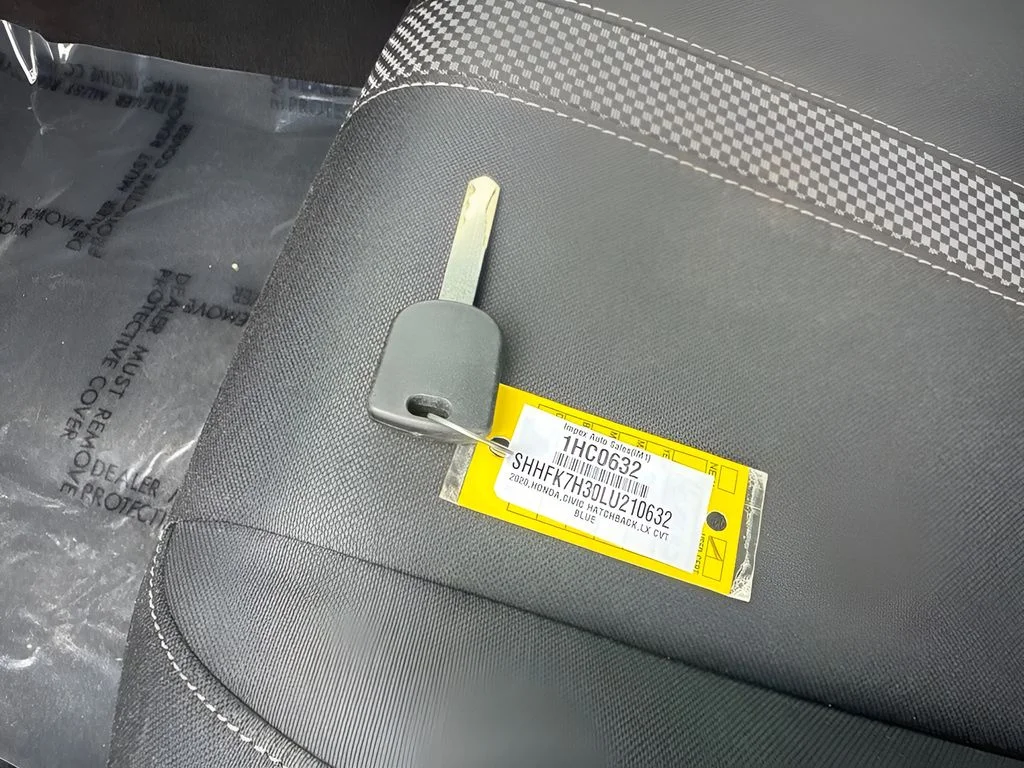 Used 2020 Blue Honda LX image 23