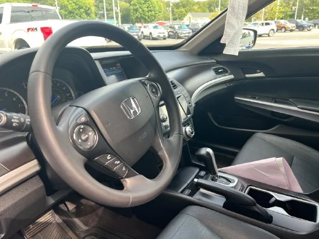 Used 2013  Honda EX-L image 5