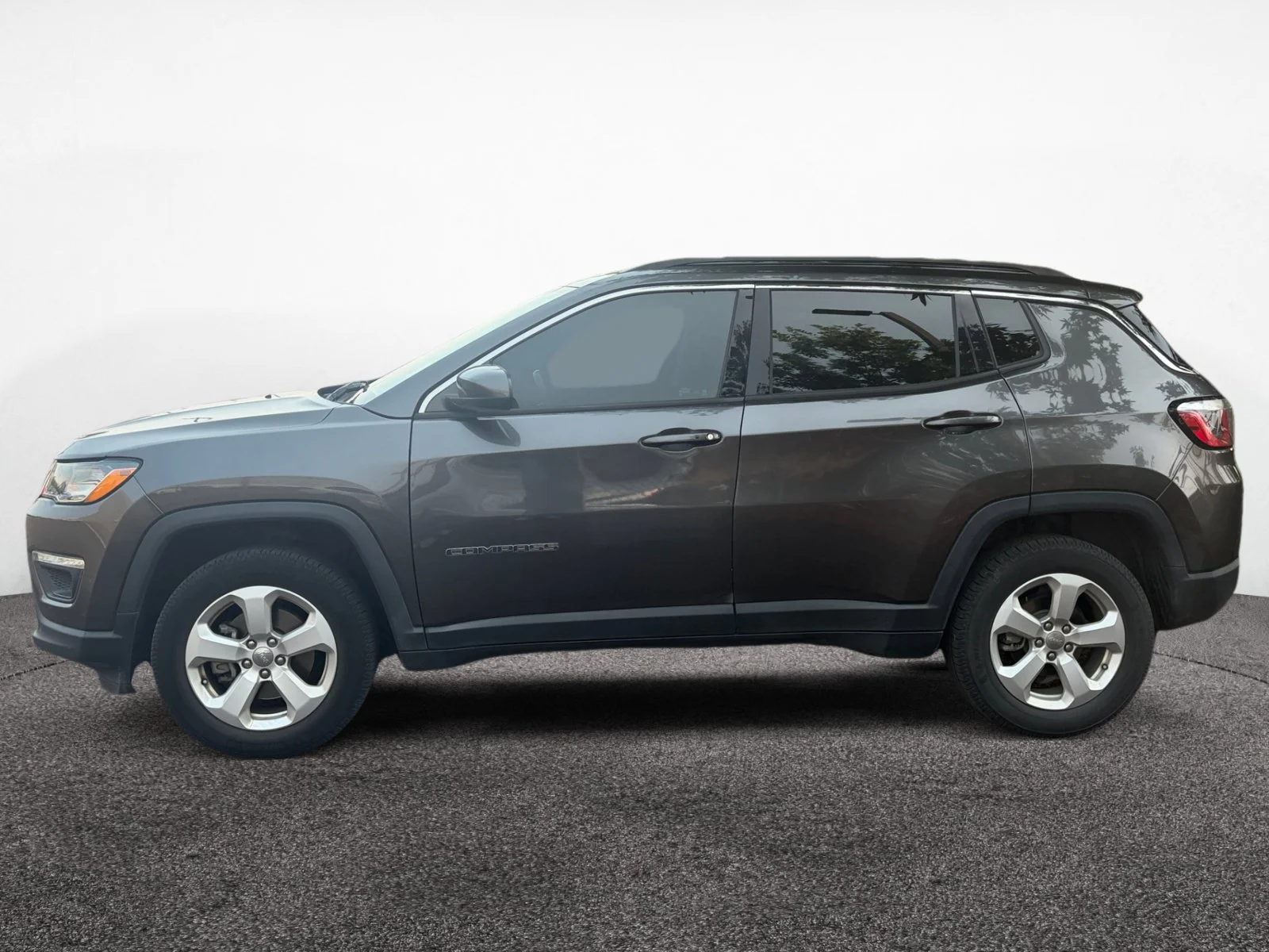 Used 2018 Jeep Compass Latitude with VIN 3C4NJDBB9JT485008 for sale in McMinnville, OR
