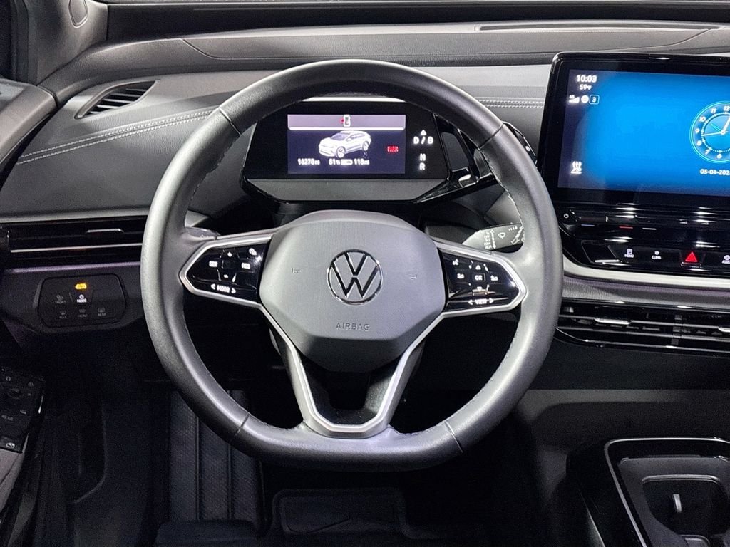 Certified Used 2023 Deep Black Pearl Volkswagen Pro S Plus image 15