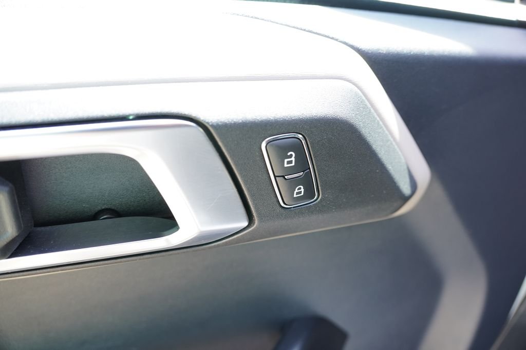 Used 2024 Oxford White Ford Wildtrak image 22