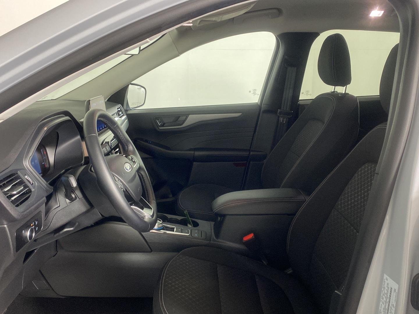 Used 2025 Space Silver Ford Active image 16