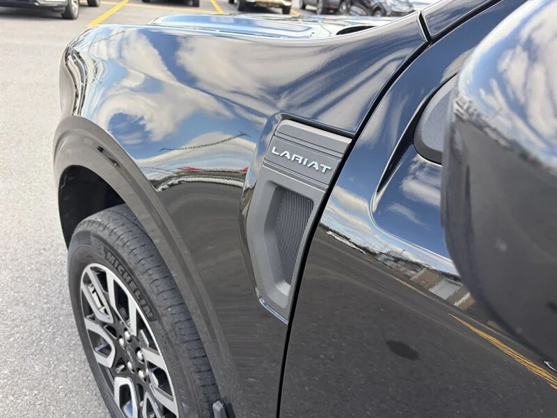 Used 2022 Black Ford Lariat image 5