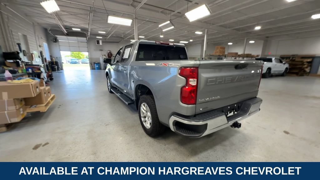 2023 Chevrolet Silverado 1500 LT - Photo 9