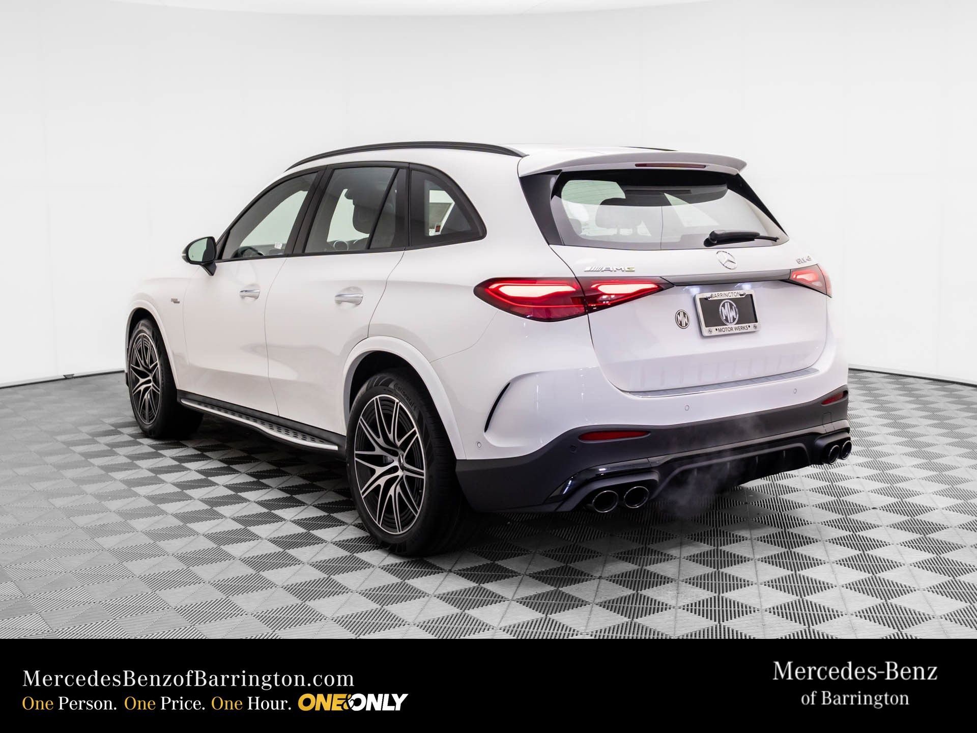 New 2026 Polar White Mercedes-Benz GLC 43 AMG® image 45