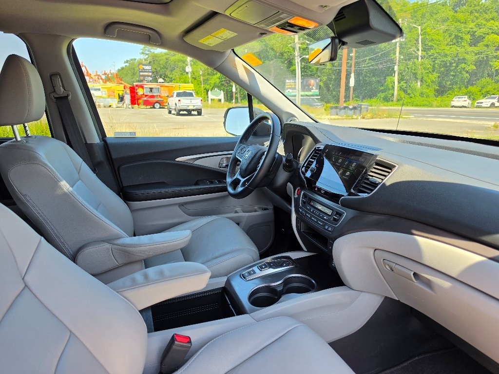 Used 2021 Gray Honda EX-L image 26