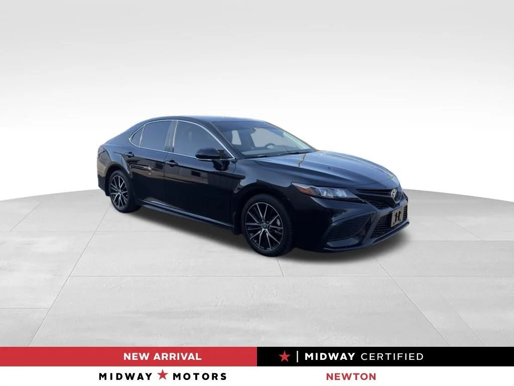 Used 2022 Black Toyota SE image 1