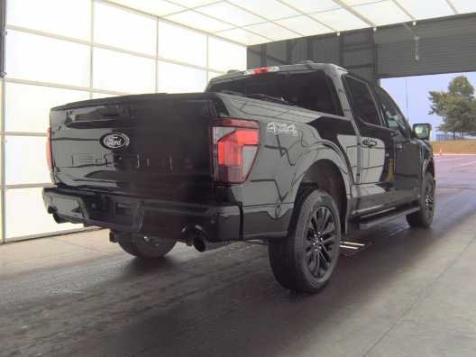Used 2025 Agate Black Metallic Ford XLT image 5