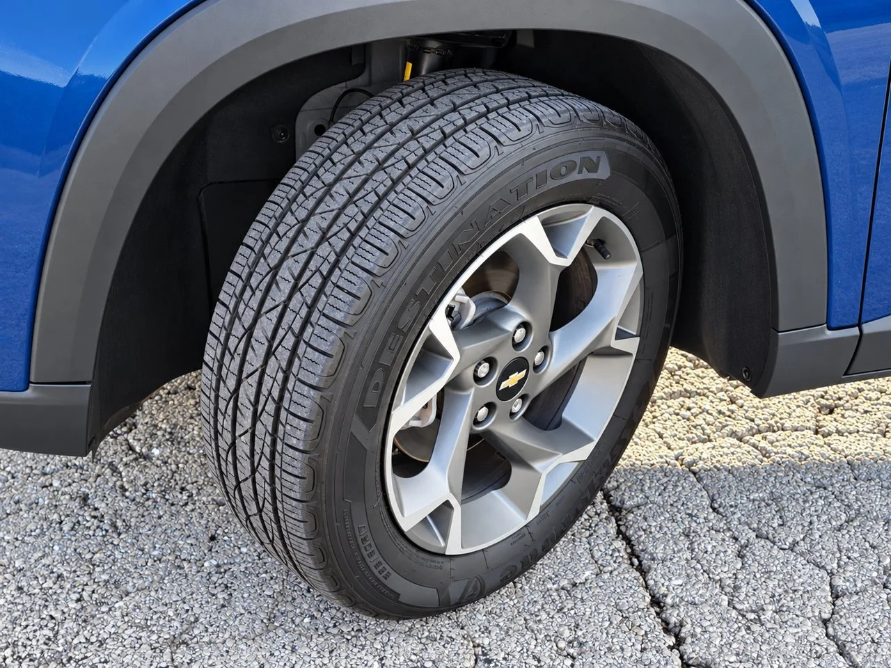 Used 2024 Blue Glow Metallic Chevrolet LT image 10