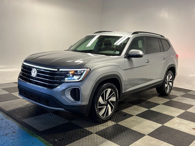New 2026 Silver Volkswagen 2.0T SE w/Technology image 3