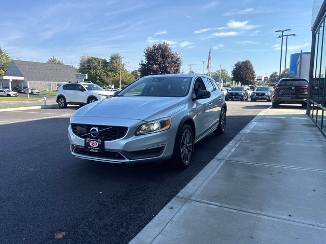 Used 2016 Silver Volvo T5 Platinum image 6