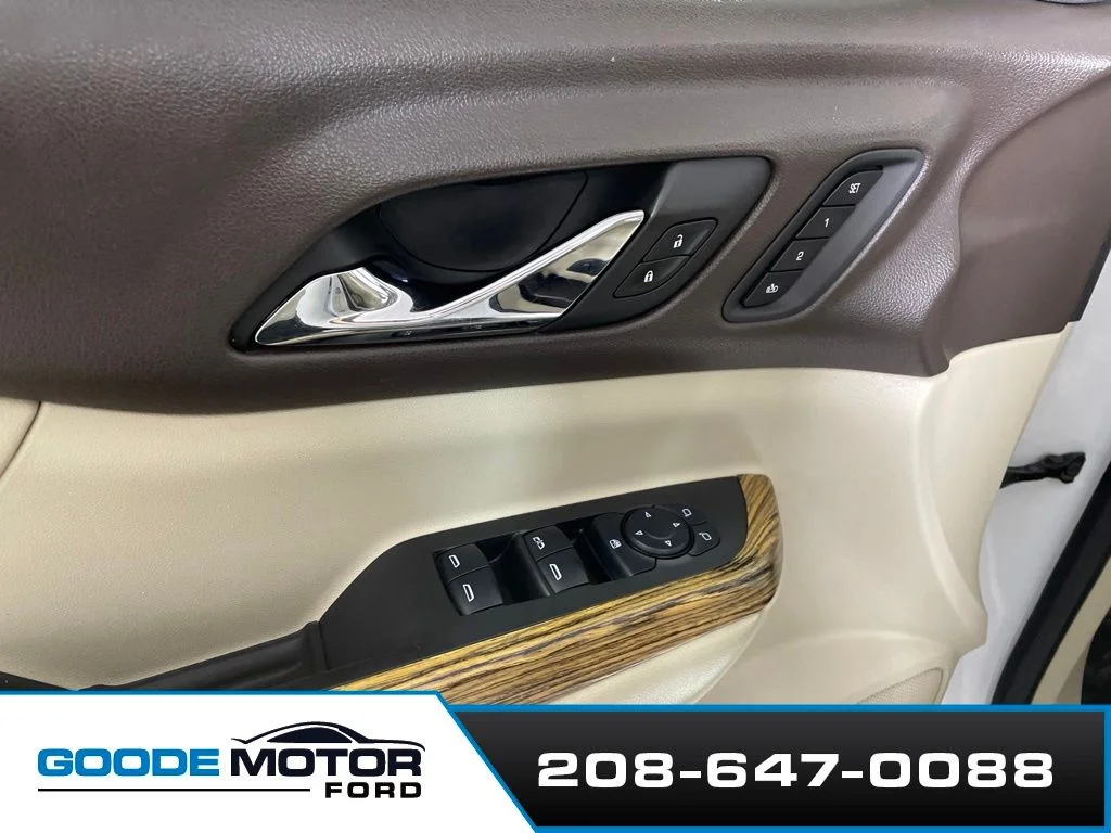 Certified Used 2017 White Frost Tri-Coat GMC Denali image 9