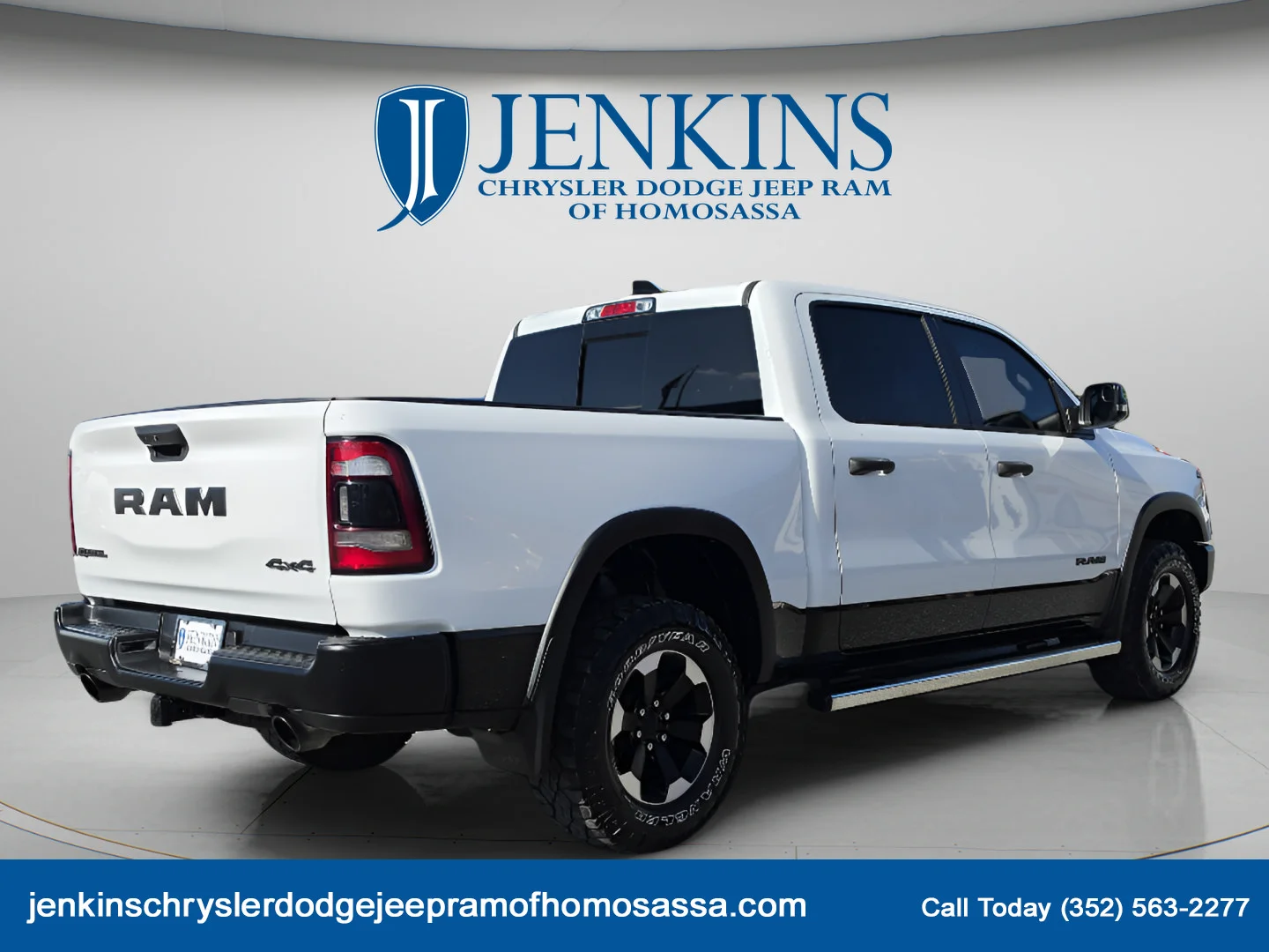 Used 2023 Bright White Clearcoat Ram Rebel image 5